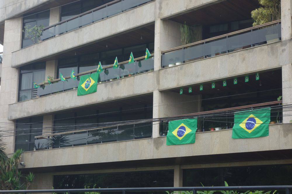 DSC01369World Cup colors are flying from every apartment buliding these days.