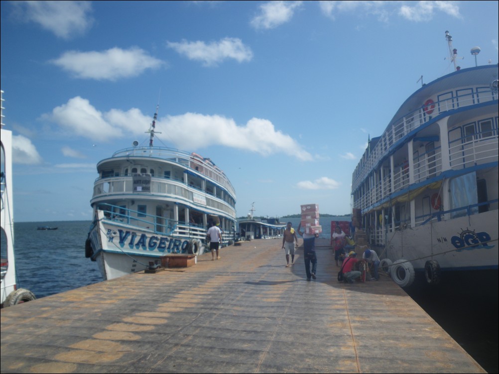 Barges as Floating Docks