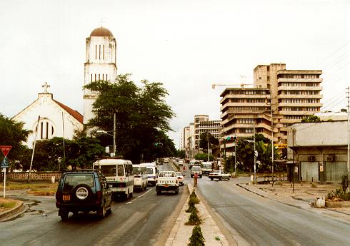 Downtown, Dar Es Salaam, John
Hobgood, 1997
